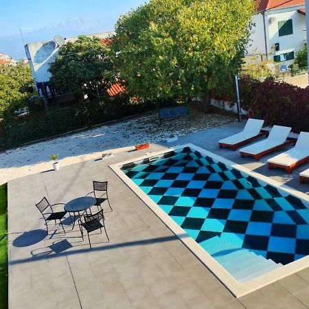 Holiday Home Nino With Amazing Swimming Pool Slatine Buitenkant foto