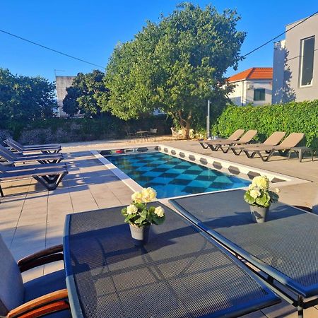 Holiday Home Nino With Amazing Swimming Pool Slatine Buitenkant foto