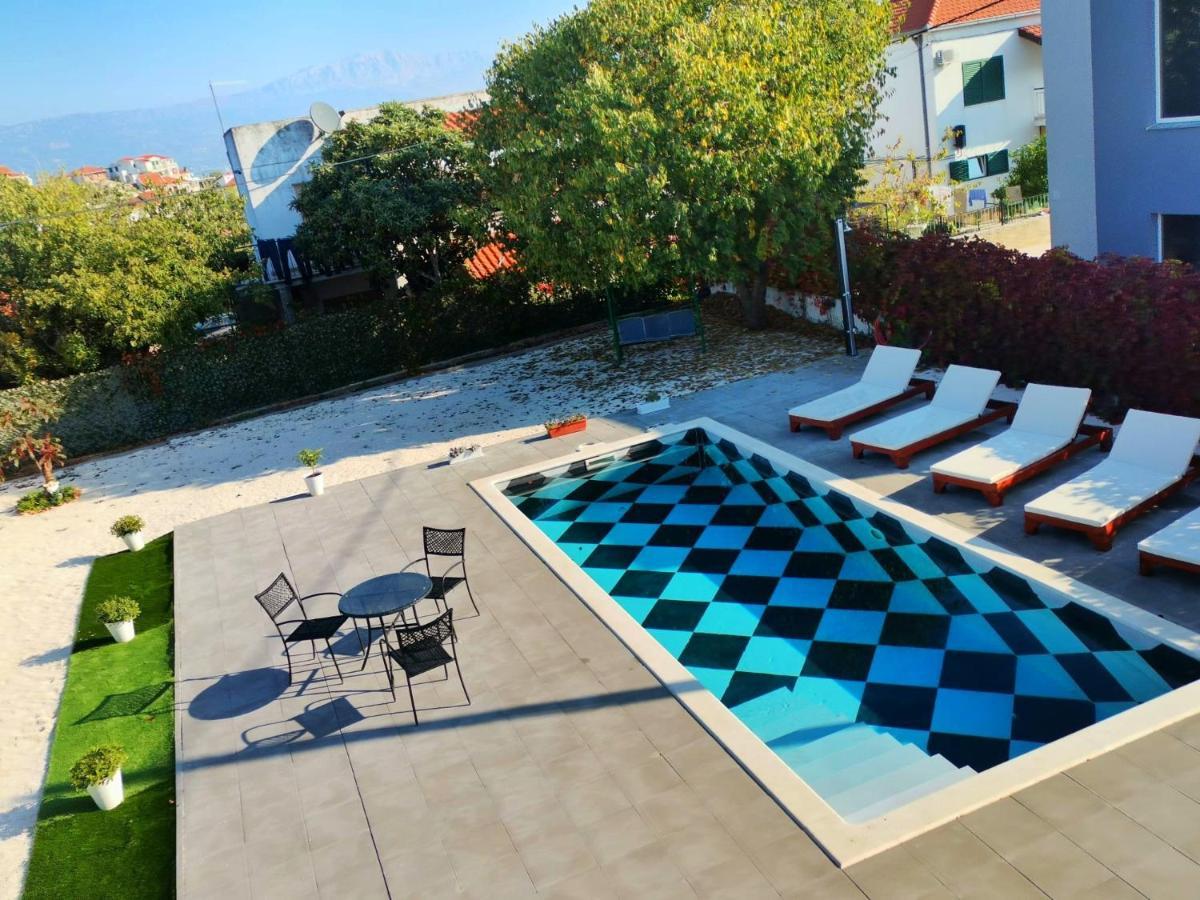 Holiday Home Nino With Amazing Swimming Pool Slatine Buitenkant foto