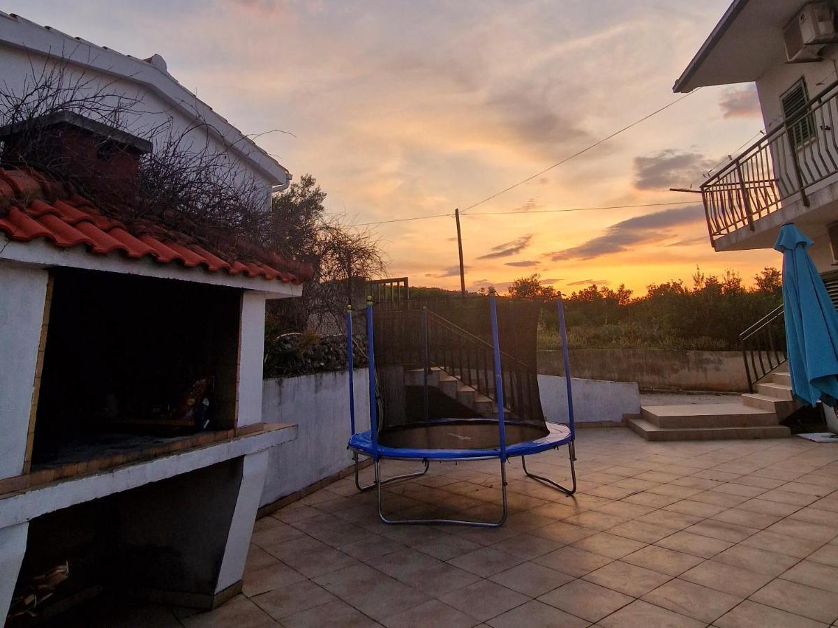 Holiday Home Nino With Amazing Swimming Pool Slatine Buitenkant foto
