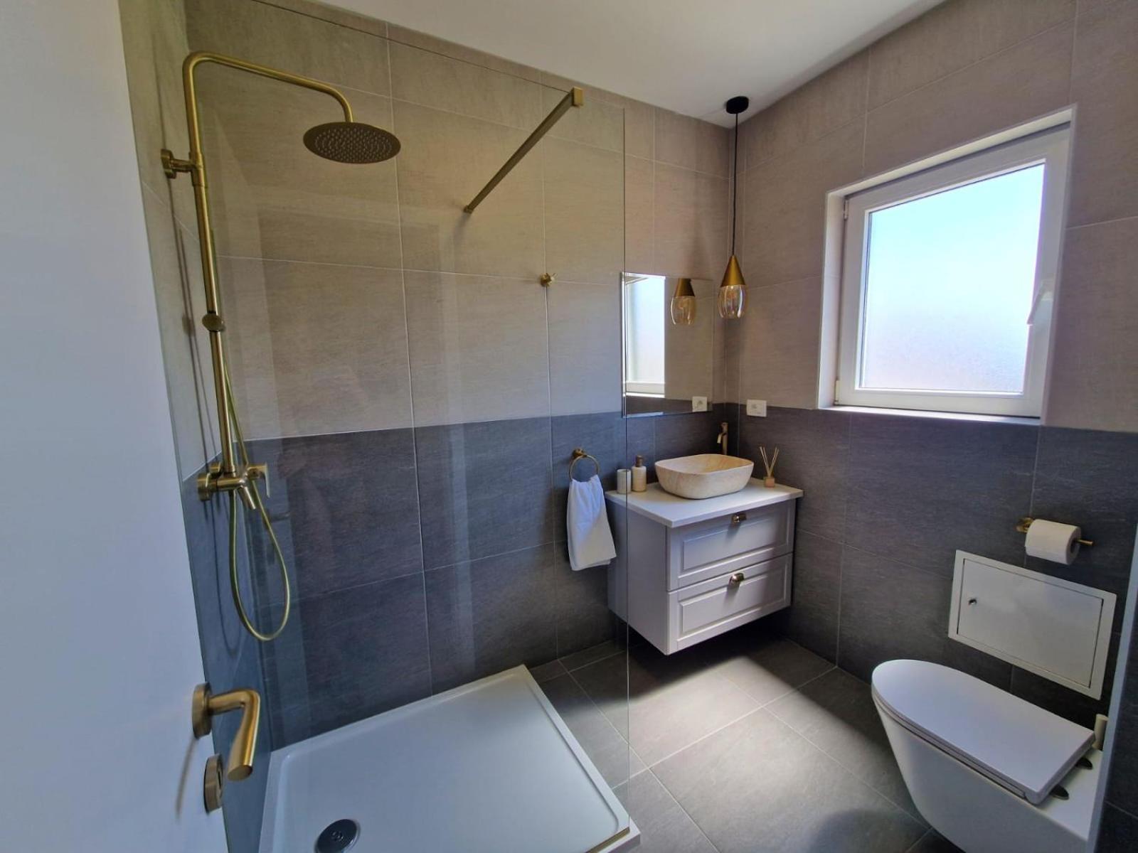 Holiday Home Nino With Amazing Swimming Pool Slatine Buitenkant foto