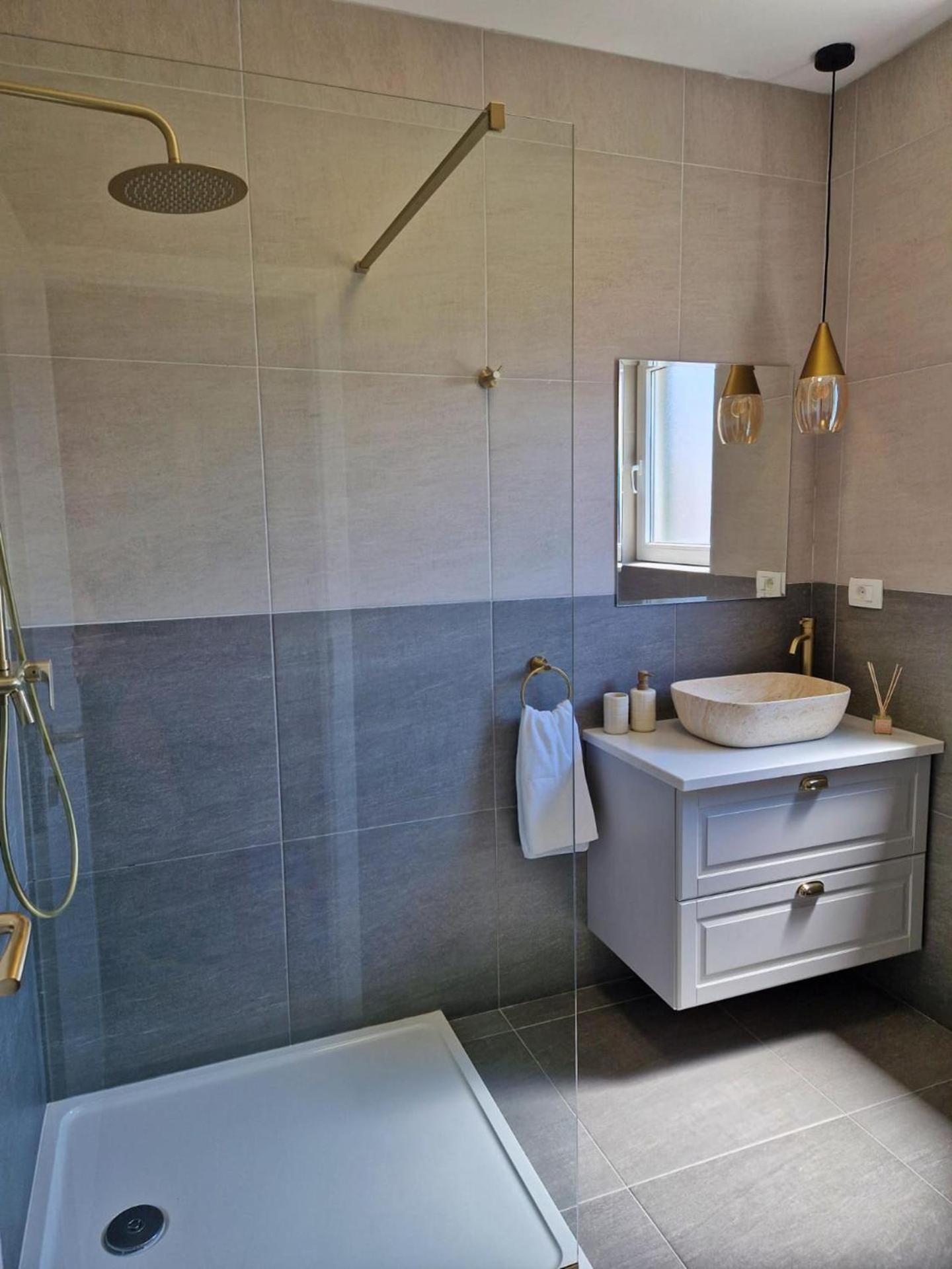 Holiday Home Nino With Amazing Swimming Pool Slatine Buitenkant foto